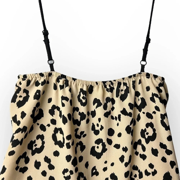 Monteau Leopard Print V  Neck Mini Dress - Picture 4 of 6